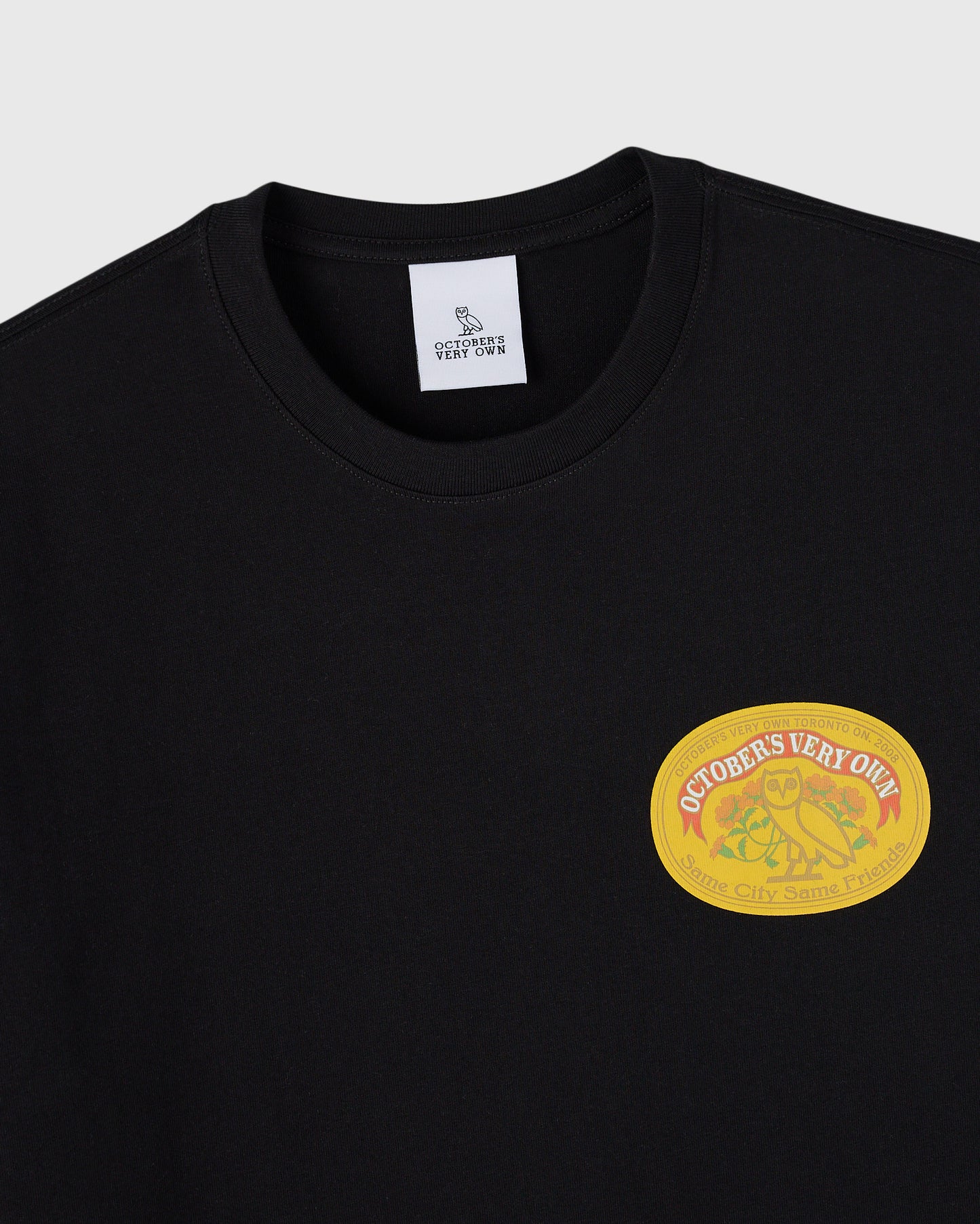 Pom Pom Banner Tee - Black