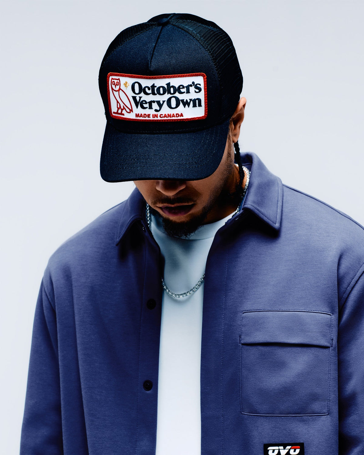 Familia Trucker Cap - Black