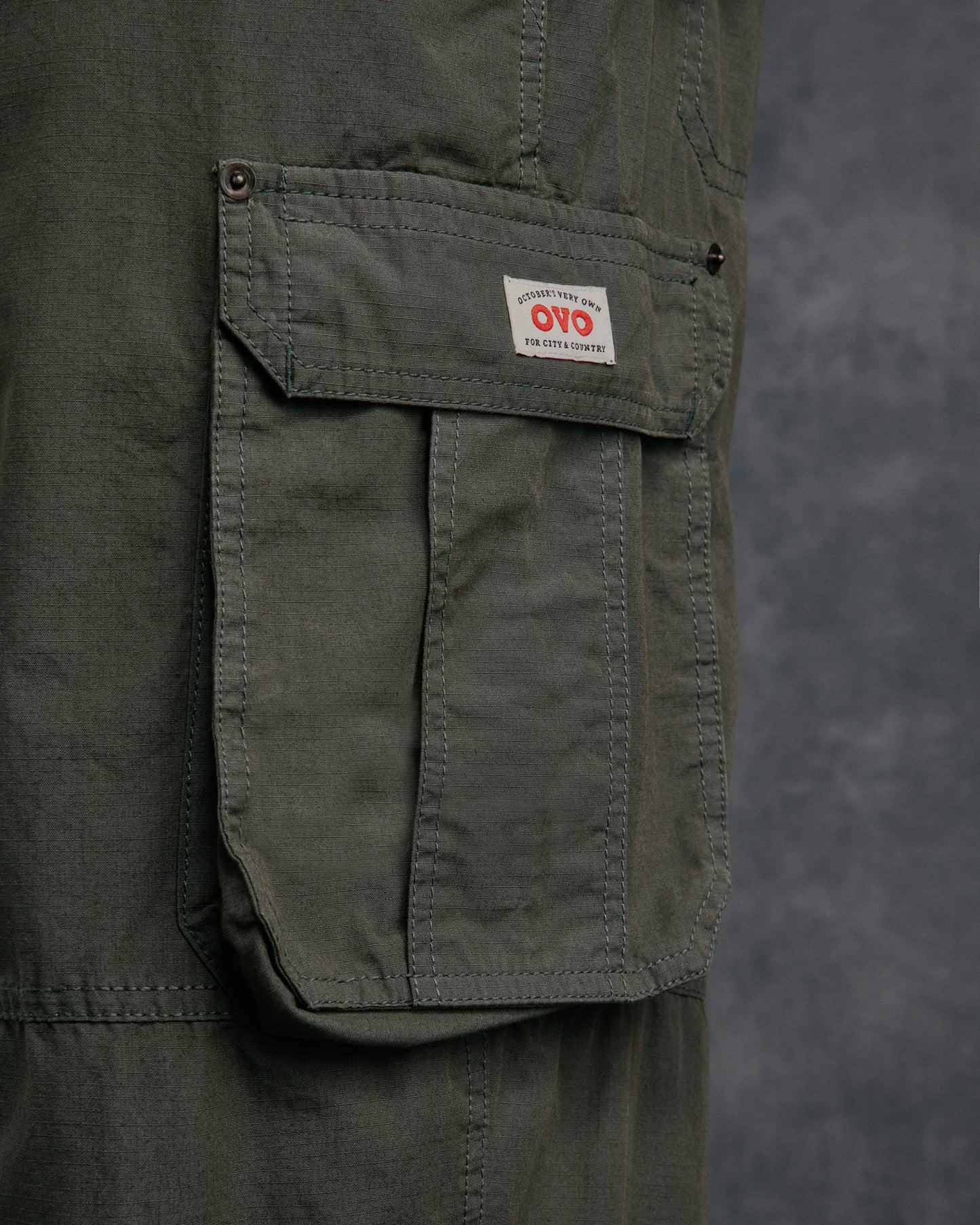 Pantalon cargo multipoches - Olive