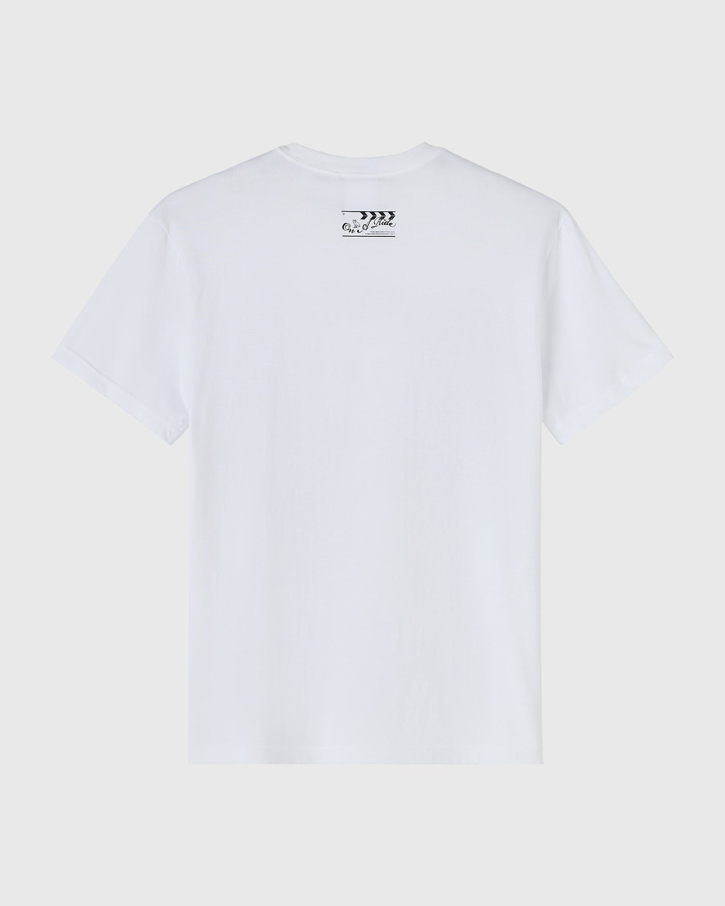 T-shirt graphique Theo Skudra Collage - BLANC