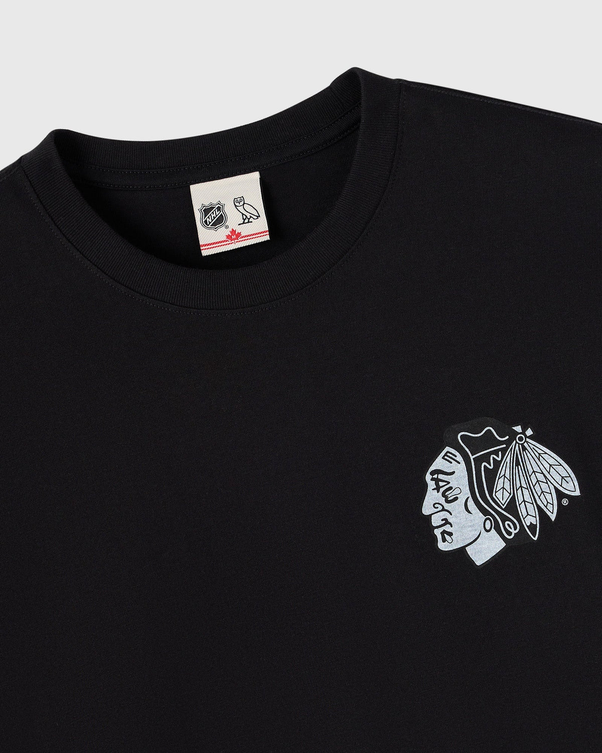 T-SHIRT IMPRIMÉ SUR LE CÔTÉ NHL 26 - NOIR - CHICAGO BLACKHAWKS