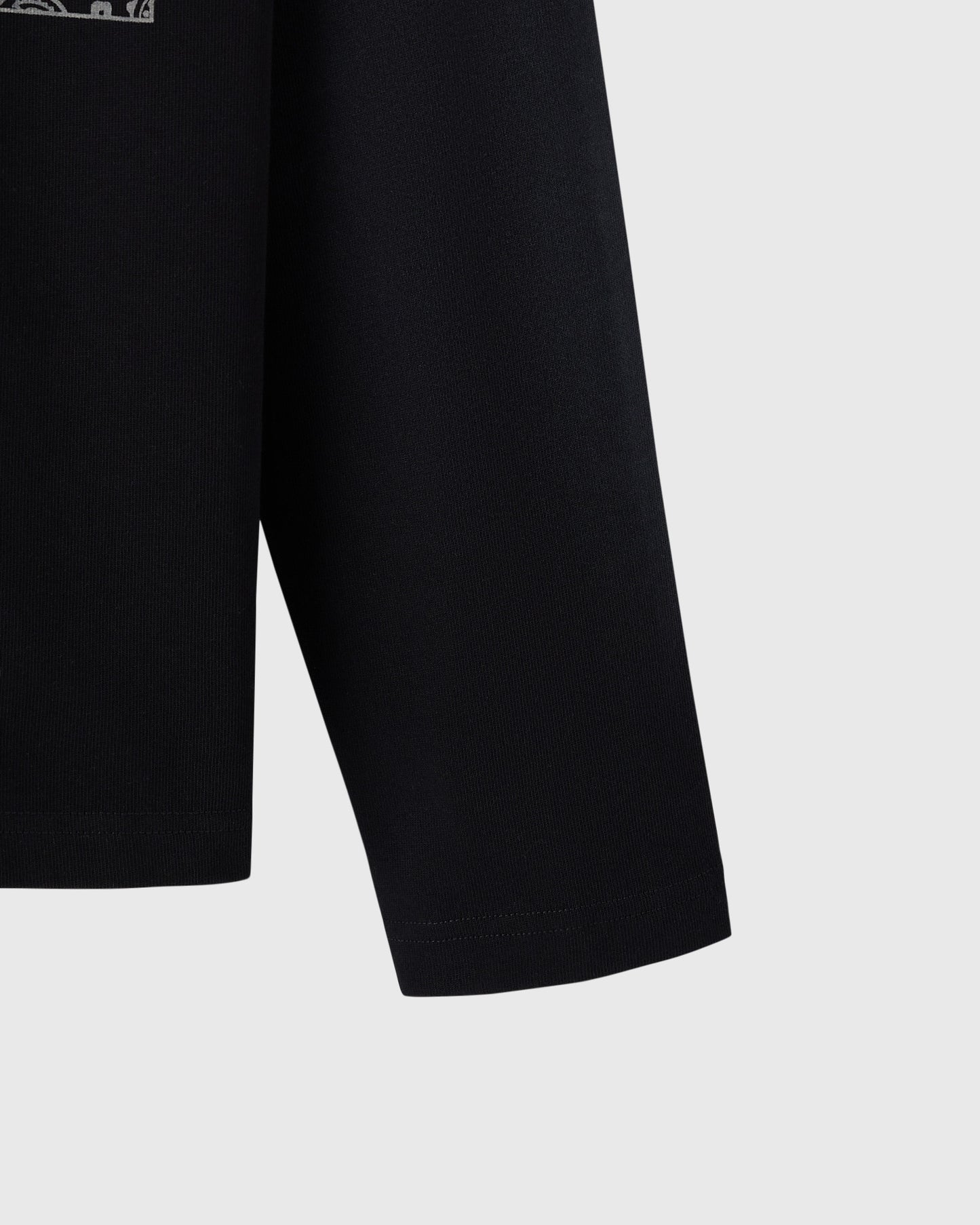 4L Long-Sleeve Tee - Black