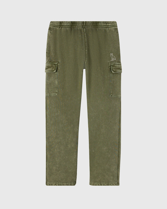Cypress green cargo sweatpants with flap pockets, elastic waistband, and small owl logo on right thigh.