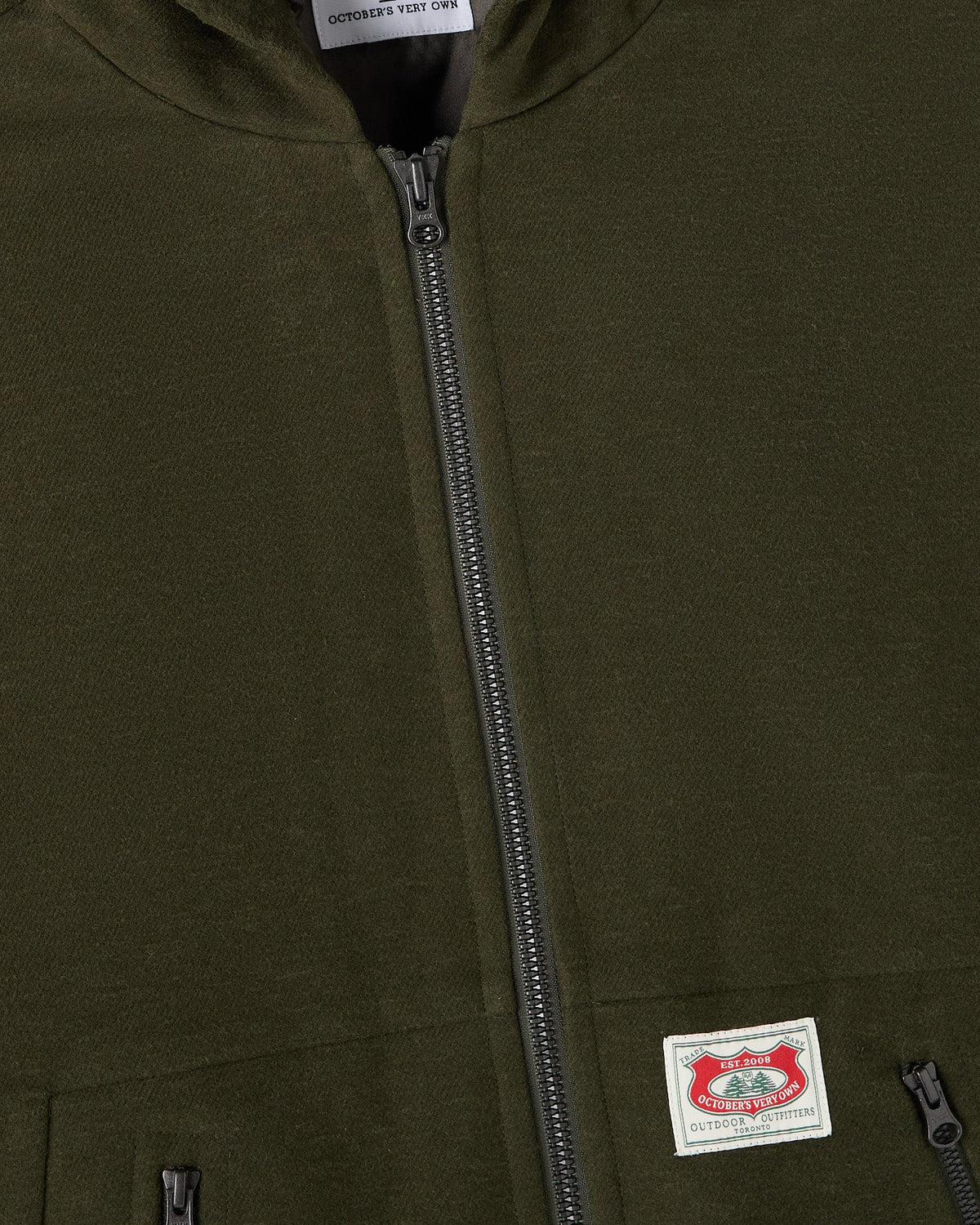 SWEAT À CAPUCHE EN TWILL DOUX REMBOURRÉ - RÉSINE NOIRE
