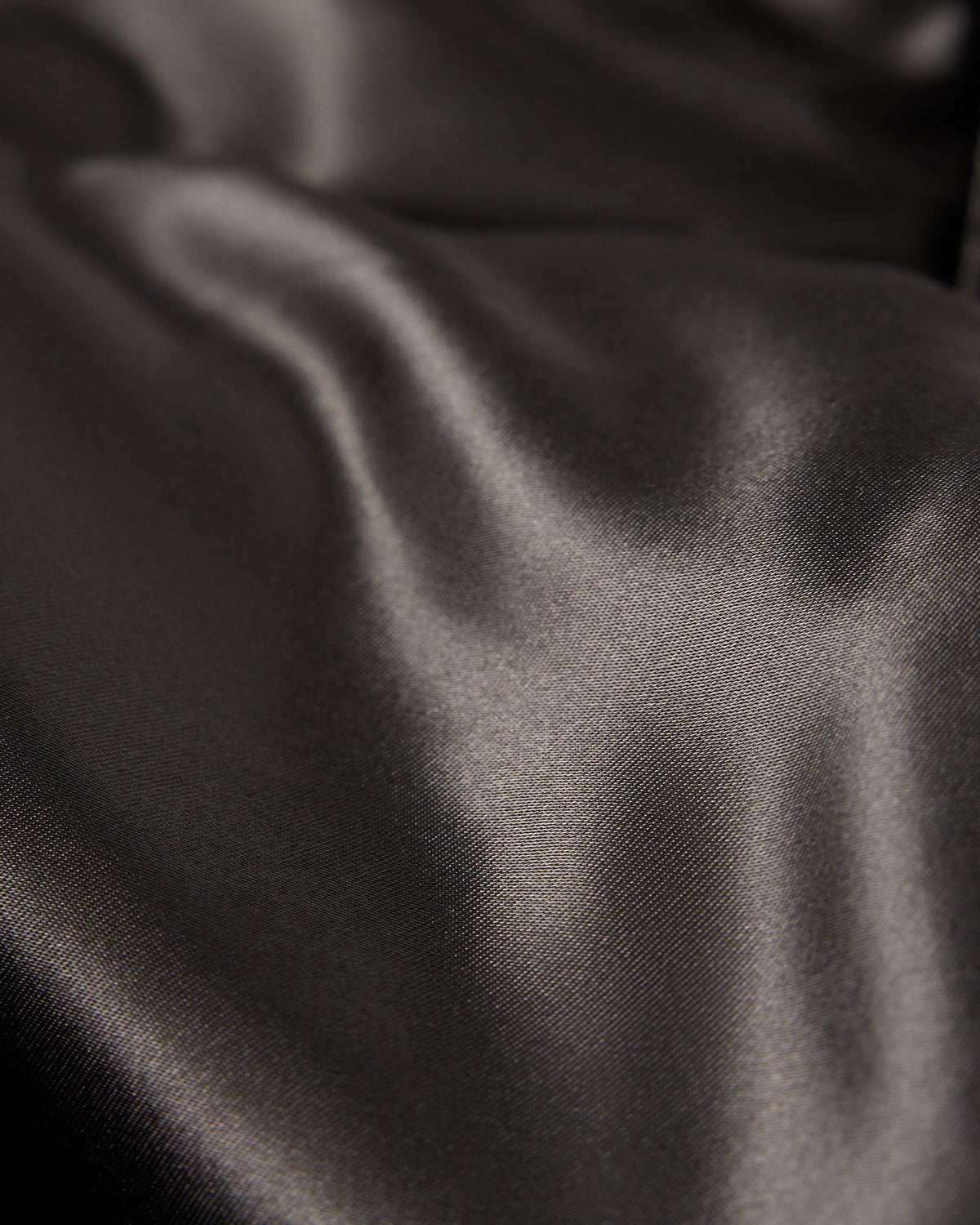 SWEAT À CAPUCHE EN TWILL DOUX REMBOURRÉ - RÉSINE NOIRE